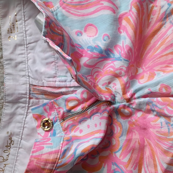 LILLY PULITZER buttercup shorts in too much bubbly  size 2 - Picture 8 of 16